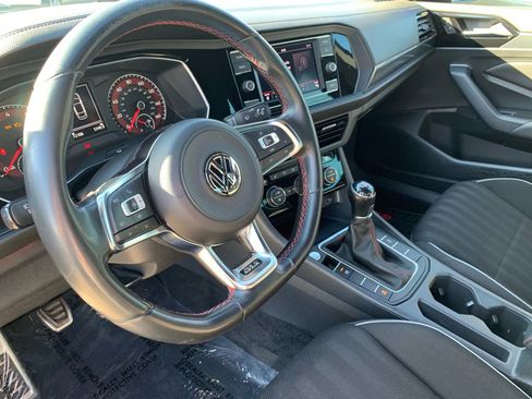 Used 2019 Volkswagen Jetta GLI image 10