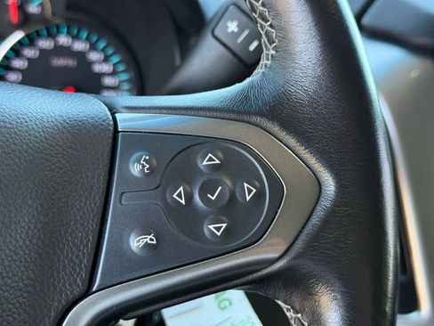 Used 2020 Chevrolet Suburban LS image 13