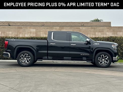 New 2026 GMC Sierra 1500 SLT w/ SLT Premium Plus Package AWD/4WD image 3