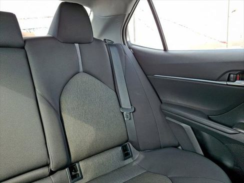 Used 2024 Toyota Camry LE image 6