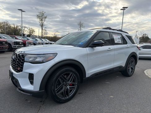 New 2026 Ford Explorer ST w/ Sun And Sound Package AWD/4WD image 7
