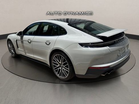 Used 2026 Porsche Panamera image 5