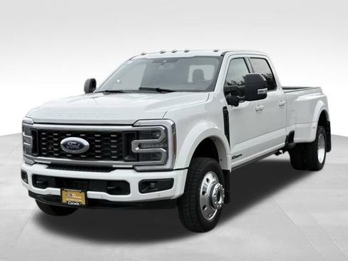 Used 2026 Ford F450 Platinum w/ FX4 Off-Road Package AWD/4WD image 1