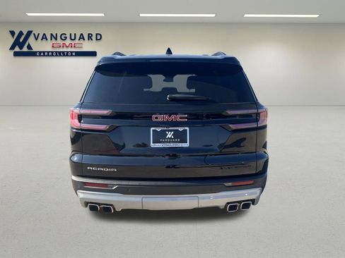 Used 2025 GMC Acadia Elevation image 4