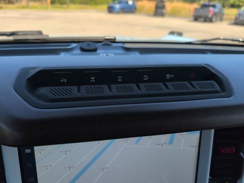 Used 2024 Ford Bronco Heritage Edition image 17