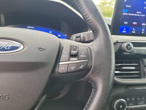 Used 2020 Ford Escape SE Sport FWD image 18
