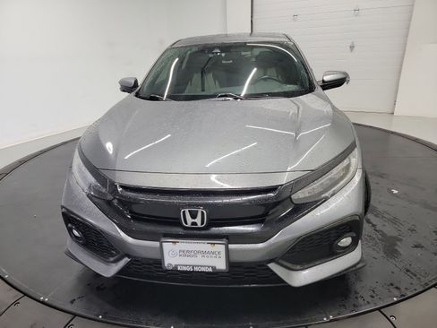 Used 2018 Honda Civic Sport Touring image 2