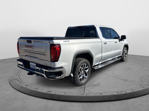 Used 2022 GMC Sierra 1500 SLT w/ SLT Premium Package image 8