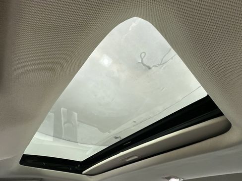 Used 2018 Ford Focus SEL w/ Cold Weather Package image 26