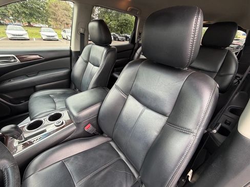 Used 2015 Nissan Pathfinder SL w/ Trailer Tow Package AWD/4WD image 7