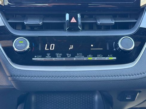 Used 2024 Toyota Corolla SE image 29
