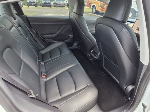 Used 2023 Tesla Model 3 Standard Range RWD image 17