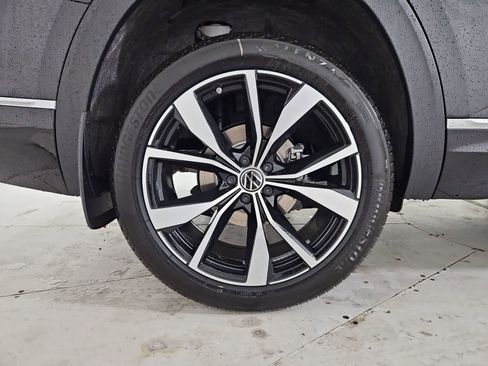 New 2026 Volkswagen Atlas SEL Premium R-Line AWD/4WD image 13