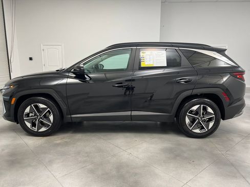 Used 2025 Hyundai Tucson SEL FWD image 4