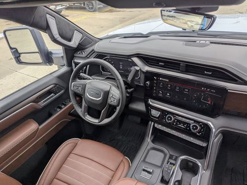 New 2026 GMC Sierra 3500 Denali Ultimate image 21