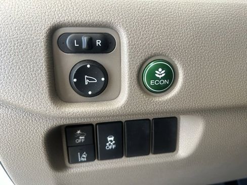 Used 2021 Honda Pilot EX-L image 9