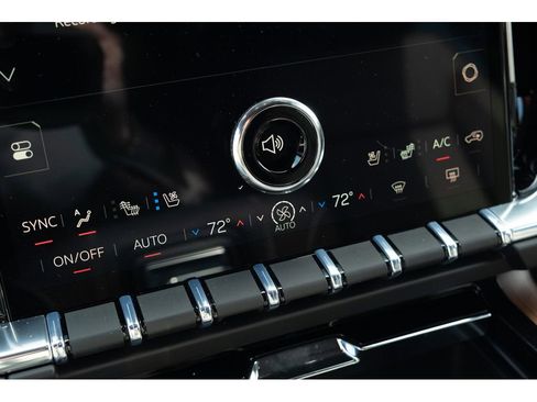 New 2026 GMC Yukon Denali w/ Sun & Power Step Package image 28