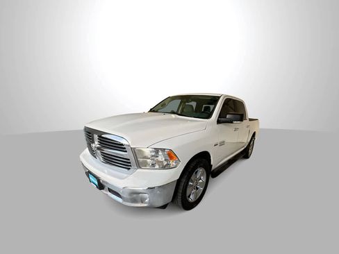 Used 2017 RAM 1500 Lone Star AWD/4WD image 4