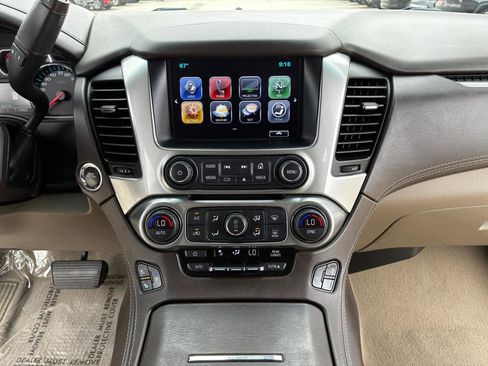 Used 2020 Chevrolet Suburban Premier image 21