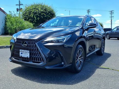 Used 2024 Lexus NX 350 AWD image 3