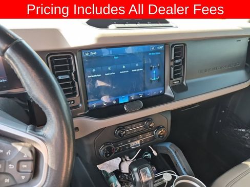 Used 2022 Ford Bronco Wildtrak AWD/4WD image 9