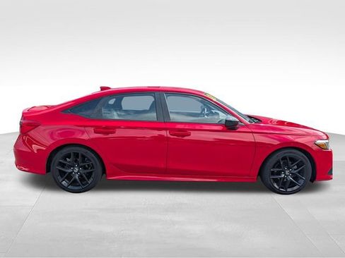 Used 2022 Honda Civic Sport image 8