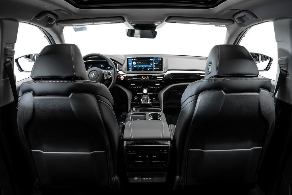 New 2026 Acura MDX w/ Technology Package FWD image 12