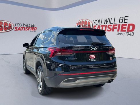 Used 2023 Hyundai Santa Fe SE AWD/4WD image 3