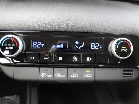 New 2026 Hyundai Elantra Blue image 19