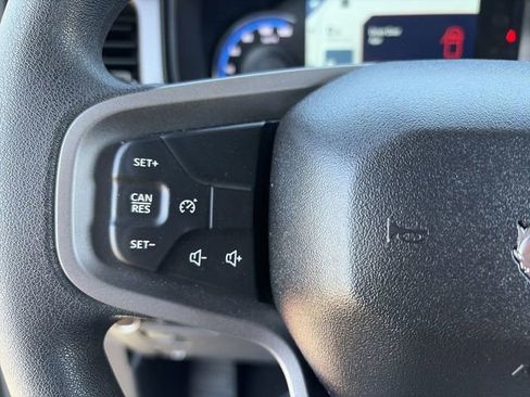 Used 2023 Ford Bronco Base image 22