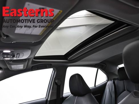 Used 2019 Toyota Camry SE FWD image 34