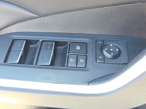 Used 2024 Toyota RAV4 XLE FWD image 19