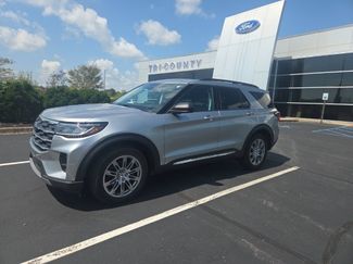 Used 2025 Ford Explorer Active w/ Active Comfort Package AWD/4WD video 3