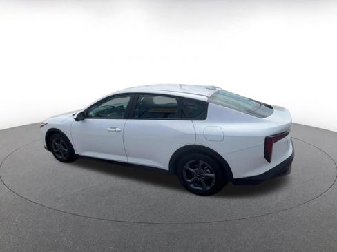 Used 2025 Kia K4 LXS FWD image 10