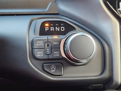 New 2026 RAM 1500 4x4 Crew Cab image 29