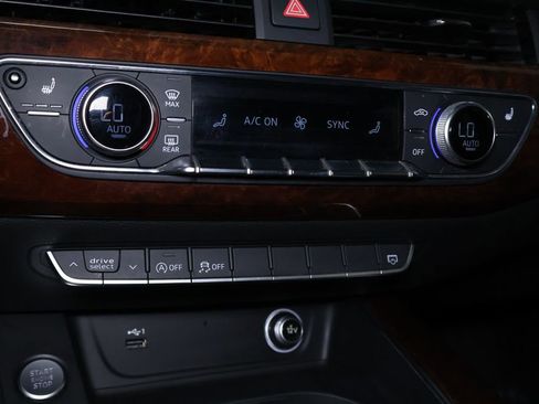 Used 2019 Audi A4 2.0T Premium w/ Convenience Package image 35