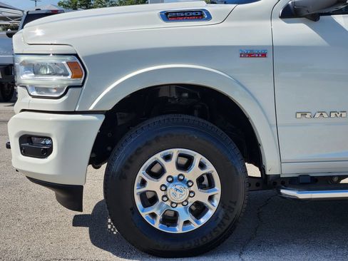 Used 2022 RAM 2500 Laramie AWD/4WD image 9