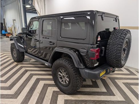 Used 2023 Jeep Wrangler Unlimited Rubicon 392 AWD/4WD image 24