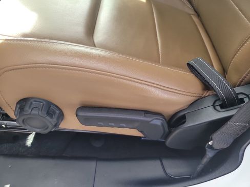 Used 2021 Jeep Wrangler Unlimited Sahara w/ Cold Weather Group image 19