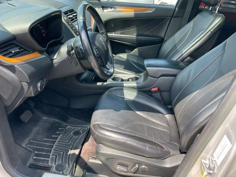 Used 2017 Lincoln MKC Reserve w/ Lincoln MKC Climate Package AWD/4WD image 16