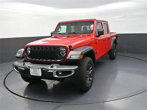 New 2025 Jeep Gladiator Sport image 3