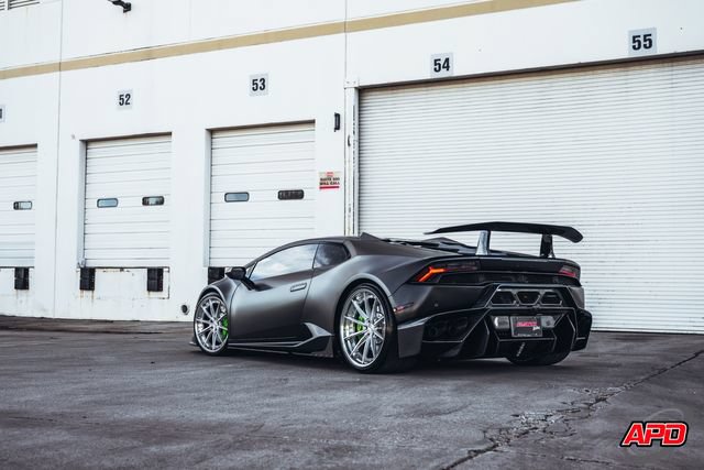 Used 2019 Lamborghini Huracan LP 580-2 RWD image 21