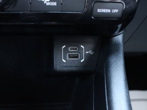 Used 2024 Jeep Compass Latitude AWD/4WD image 34