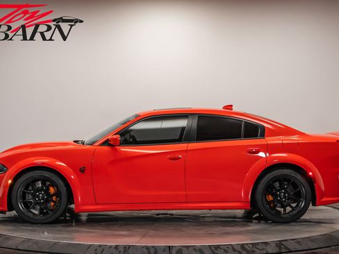 Used 2021 Dodge Charger SRT Hellcat image 2