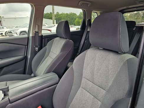 Used 2026 Nissan Rogue SV FWD image 17