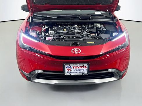New 2026 Toyota Prius XLE image 8