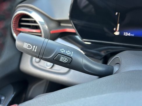 Certified 2026 Chevrolet Trax RS w/ Sunroof Package image 43