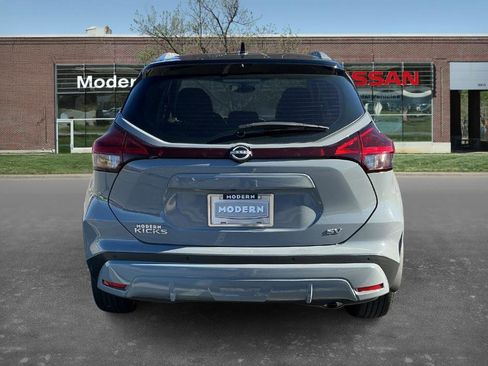 Certified 2023 Nissan Kicks SV w/ Interior Electronics Package image 3