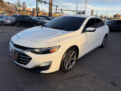Used 2020 Chevrolet Malibu LT image 4