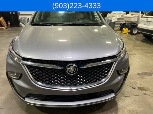 Used 2024 Buick Enclave Avenir FWD image 12